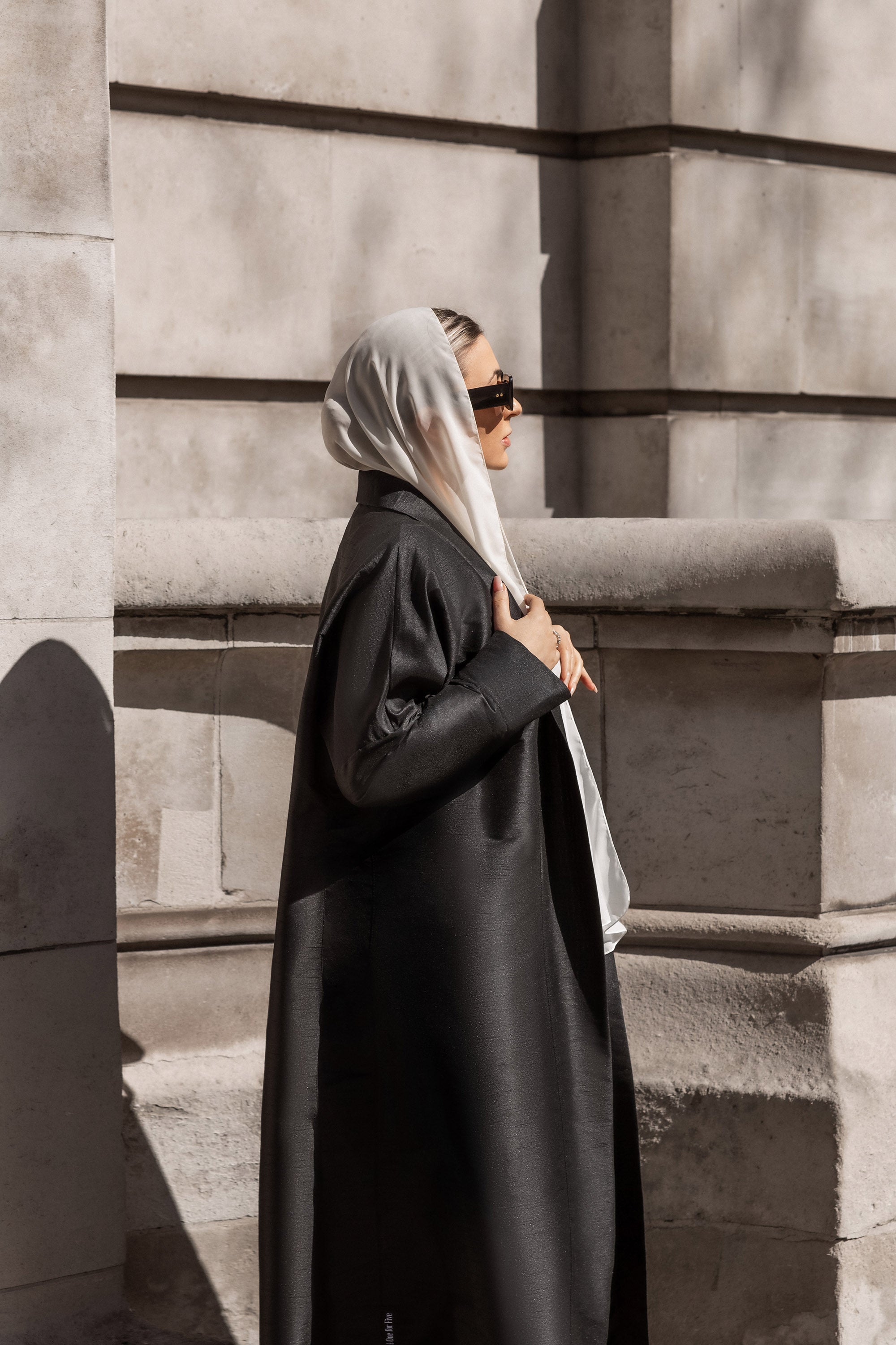 Luxury Abayas   عباية